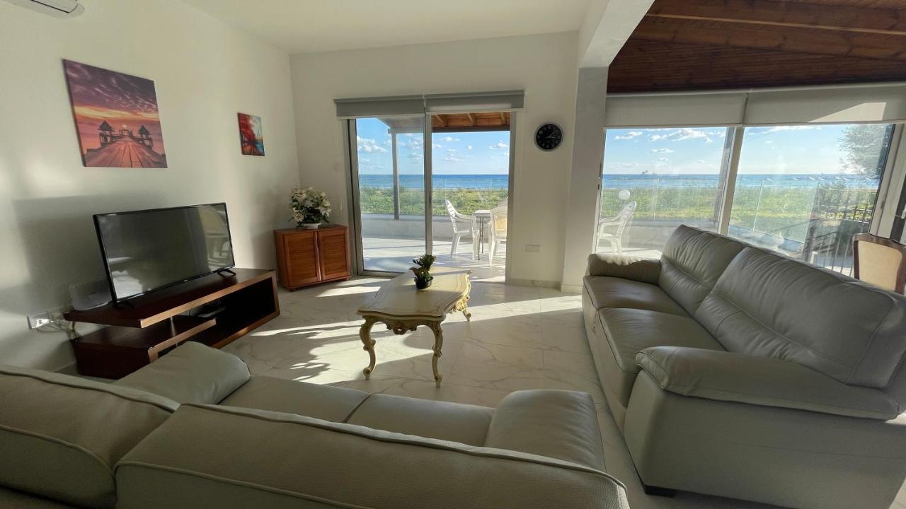 Beachfront Villa - Dasaki Larnaca Exterior foto